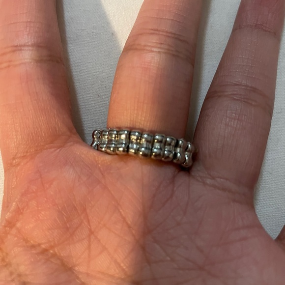 Ring - Picture 2 of 2